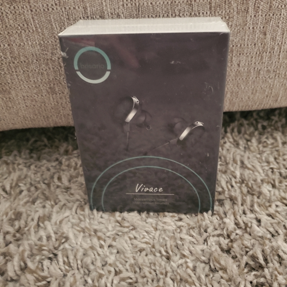 Vivace headphones STILL IN PACKAGE